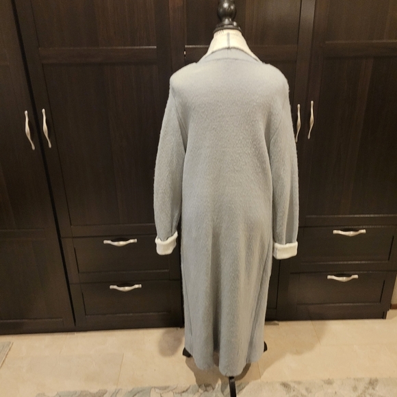 Olivia Sky Sweater Coat in Womens Size Large Sky Blue and Cream Inside - Picture 7 of 10